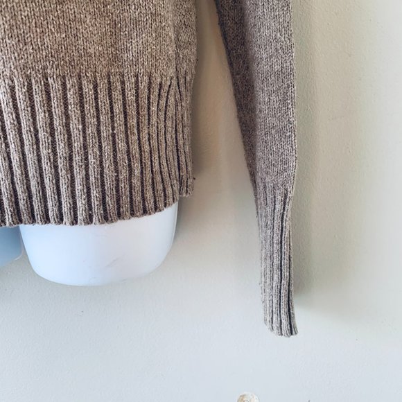 GAP beige turtleneck size M - Picture 7 of 10